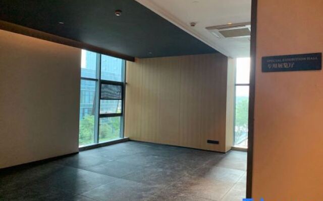 Nanjing Olympic Sports Expo Center UEASY Hotel