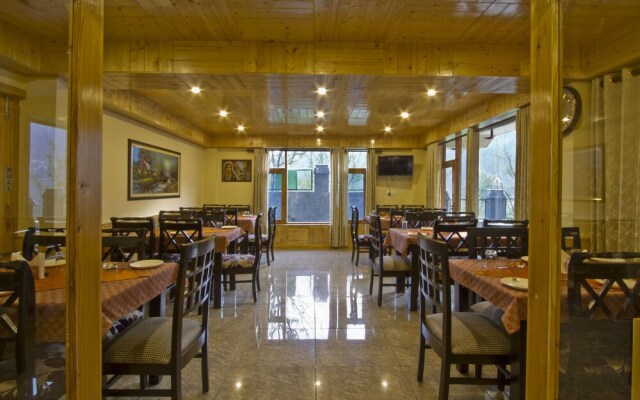 Foghills Cottages Manali
