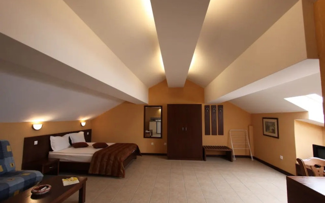 Asti Arthotel