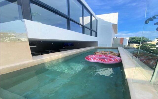 Auténtico Vertical Hotel