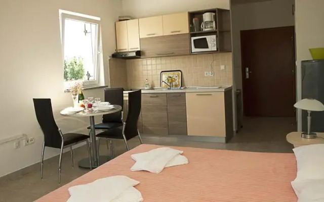 Apartments Cavar