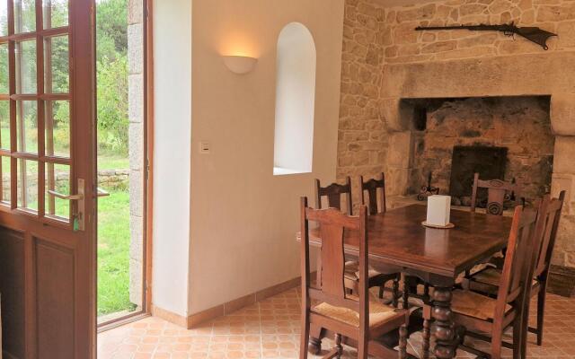 Semi-detached House in the Castle Park, Benodet