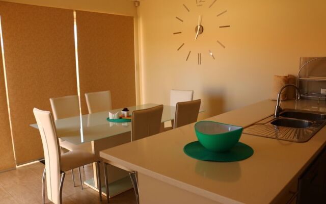 MANDURAH on the TERRACE