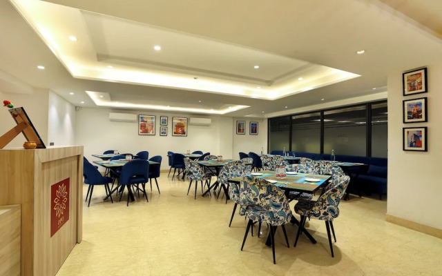 OPO Hotel Iffco Chowk