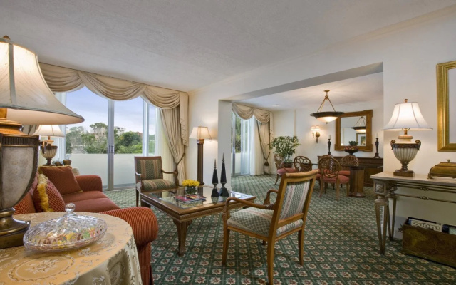 Sheraton Presidente San Salvador Hotel