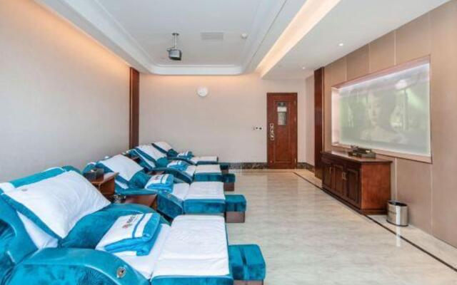 Jinhuwan Holiday Hotel (Changsha Yanghu store)