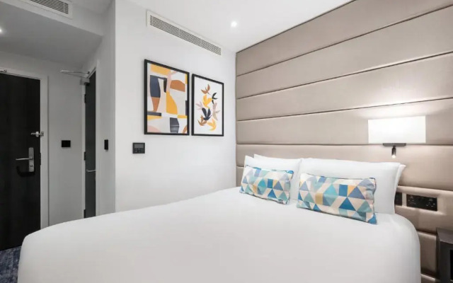 Signature London, The J Marylebone