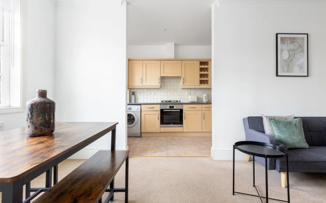 Spacious Flat in Haggerston