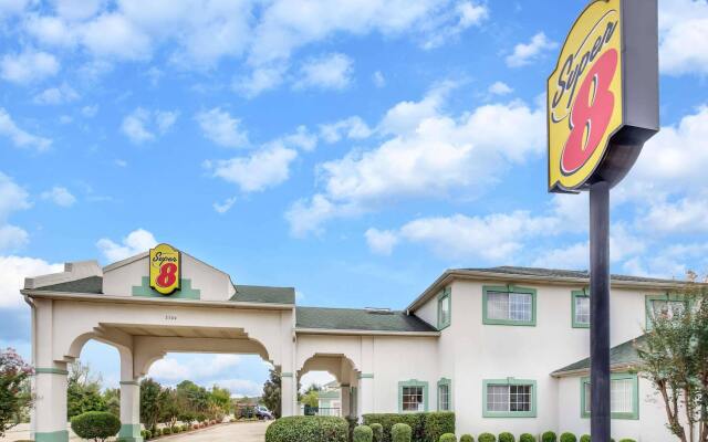 Premier Inn Palestine