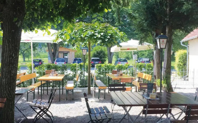 Hotel-Landgasthof KREUZ
