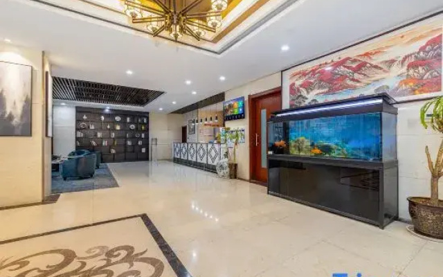 Zhongmu  TianYi  Hotel