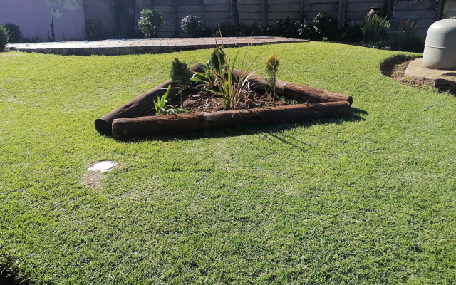 Gugu's Private and Cosy Guest Loft 1