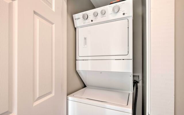Ideally Located 'penne Place' w/ Deck & Grill