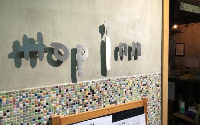 Hop Inn - Hostel