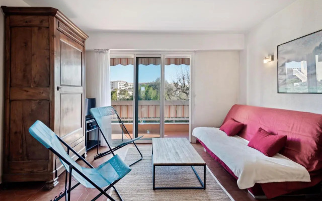 Les Jasmins Apartment