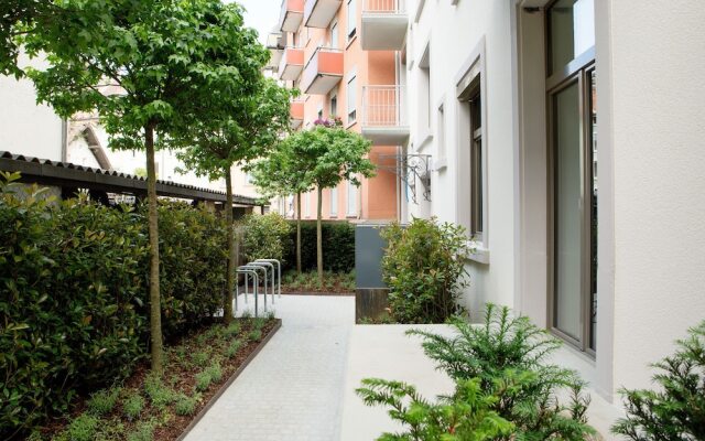 Nest - Kanzlei 225