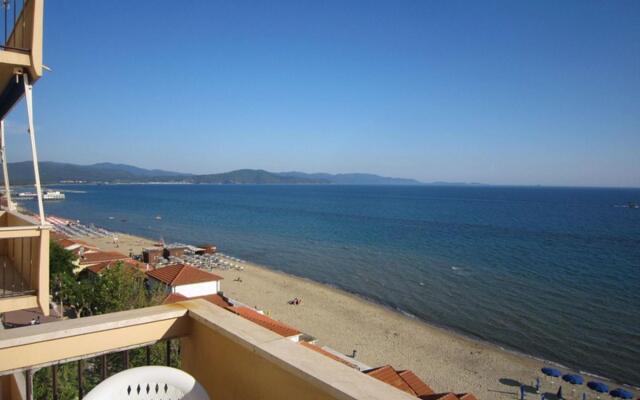 Italia apartment in Follonica-ITALIA