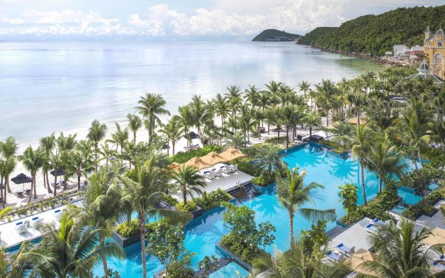 JW Marriott Phu Quoc Emerald Bay Resort & Spa