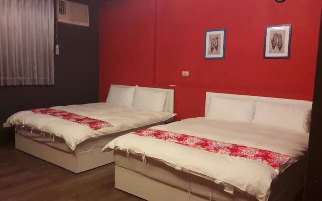 Luodong Night Market Yis B&B