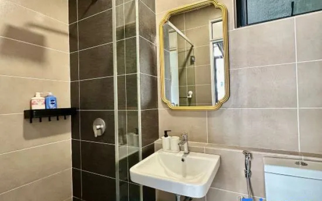 Rare D'Pristine 4 bedroom condo 13A-02A opposite Legoland – Bathroom – Iskandar Puteri