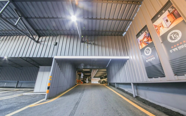 Jeonju Junghwasandong Twosome