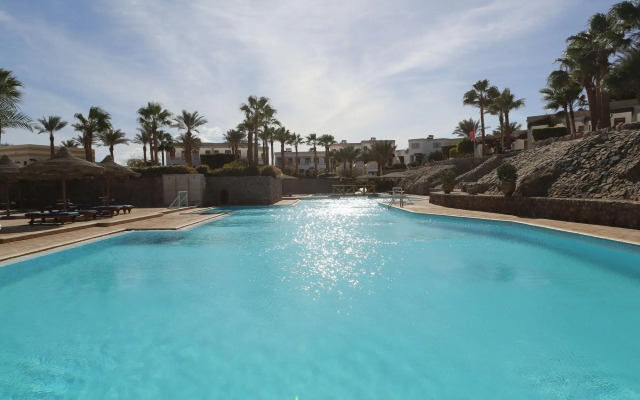 Club Reef Resort