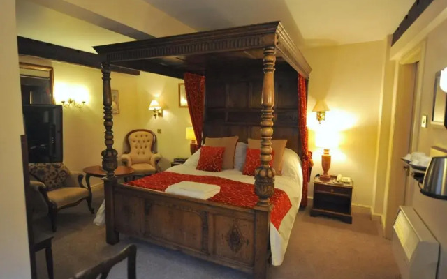 The Greyhound Coaching Inn