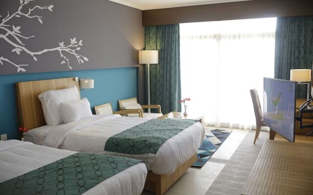 El Ein Bay Movenpick Hotel