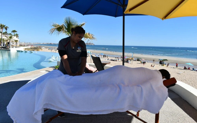 Delphin 501 - 2 Br Condo