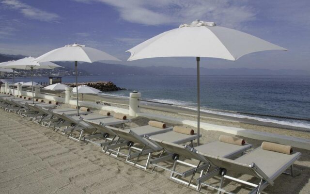Plaza Pelicanos Grand Beach Resort - All Inclusive