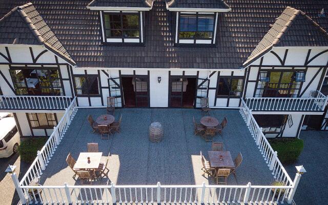 Hamurana Lodge Boutique Hotel