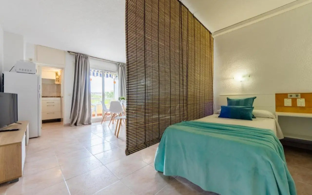 Apartamentos Alboran-Arysal