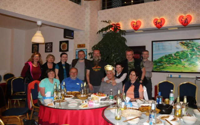 Mount Emei Happy Hotel