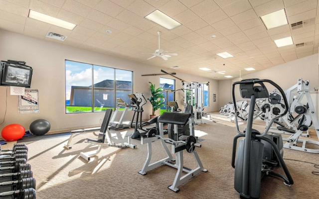 Panoramic Sunset Escape Waterfront Condo for 7!