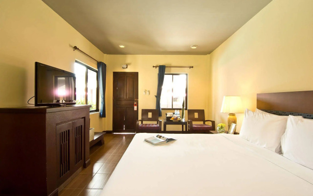 Rose Bay Resort