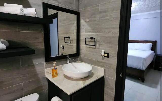 Impeccable 2-bed Apartment in Kingston With Pool