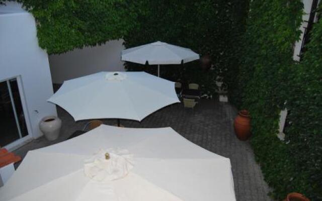 Travelers Ex Casa da Vila