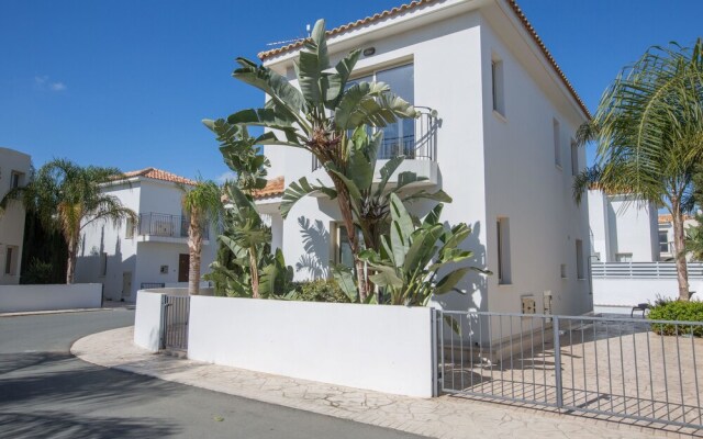 Cyprus Villa Palm 39 Gold