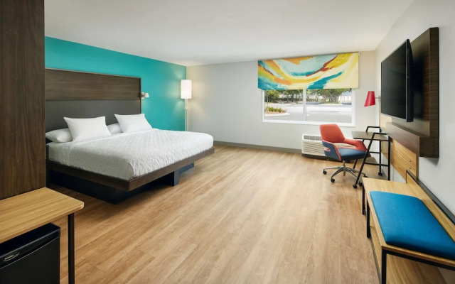 Tru by Hilton Charleston Airport