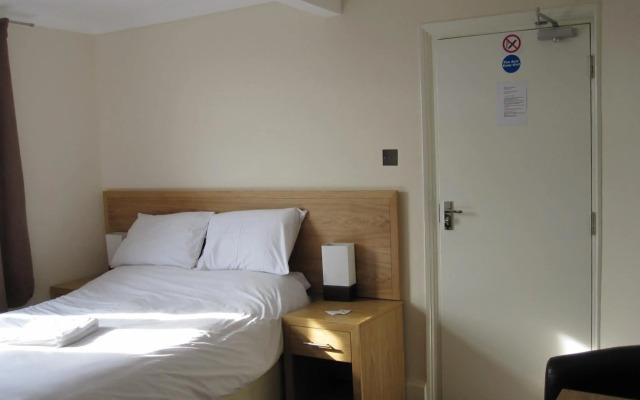 Clifton Lodge Hotel