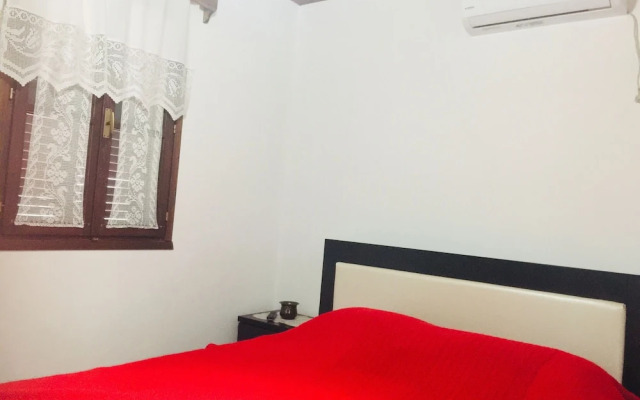 Denis Guest House