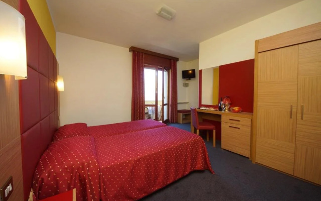 Hotel Alpi