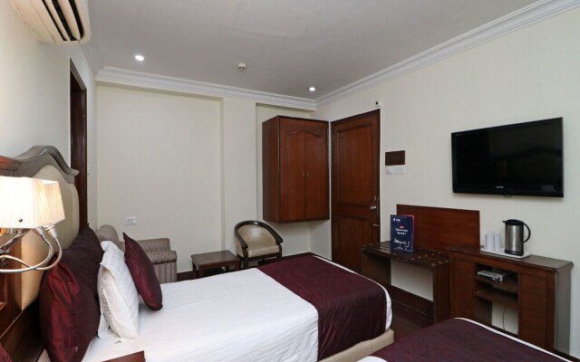 OYO 11647 Hotel Metro