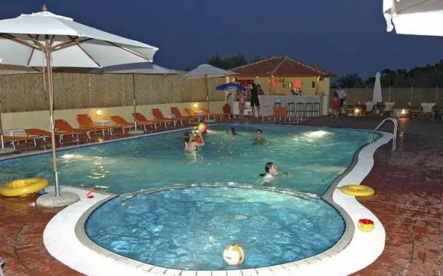 Meni Studios