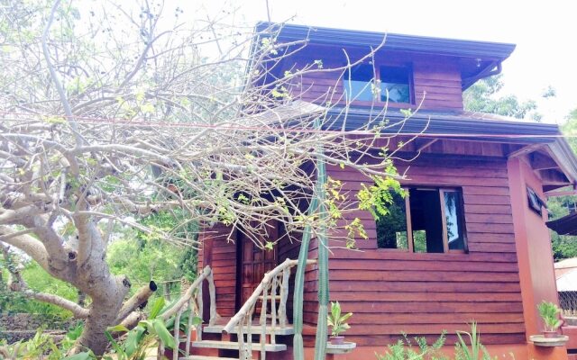 Pahiluna Guesthouse