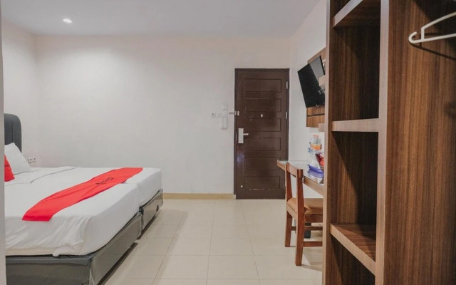 RedDoorz Premium @ Dna Fun Zone Pekanbaru