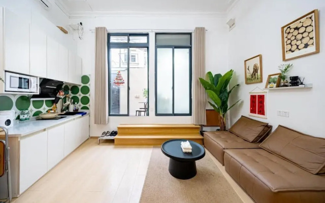 Shanghai Hills & Zinn Courtyard BNB
