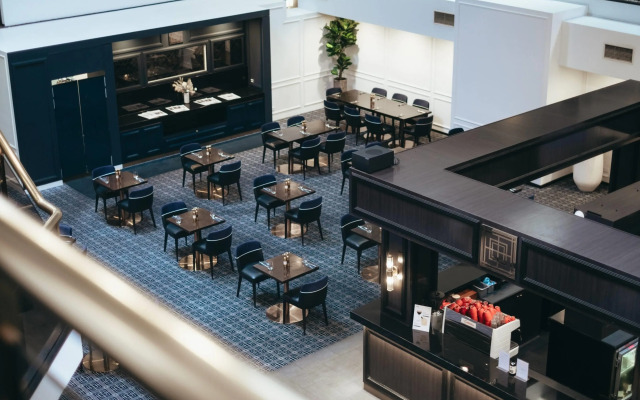 Ramada by Wyndham Diplomat Canberra
