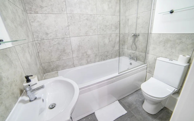 Leicester - Apartment - Sleeps 6 - 97ws