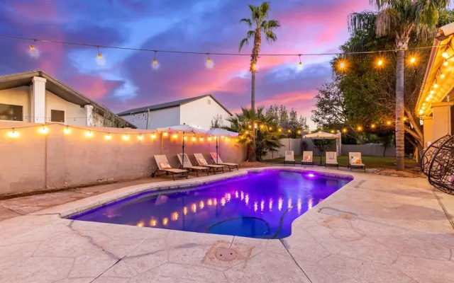 Three Palms Citrus Cove Mesa